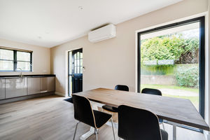 Photo 19- click for photo gallery